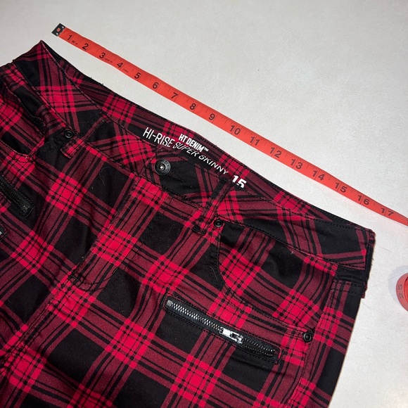 Hot Topic Plaid Pants Womens 15 Red Black - Picture 3 of 4